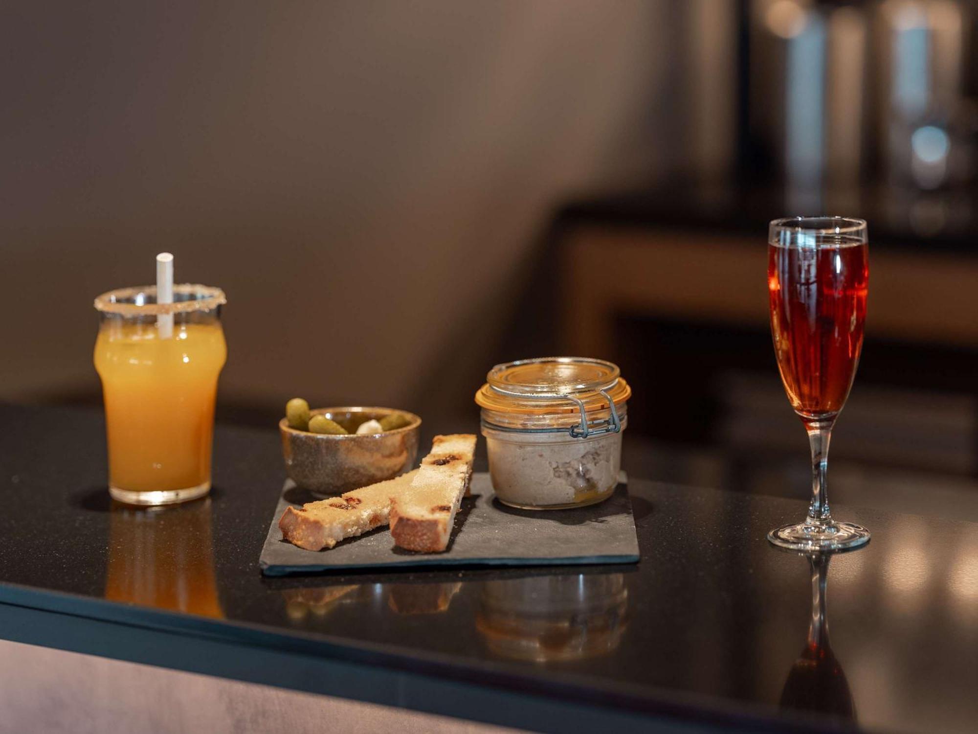 Novotel Paris Val De Fontenay Экстерьер фото